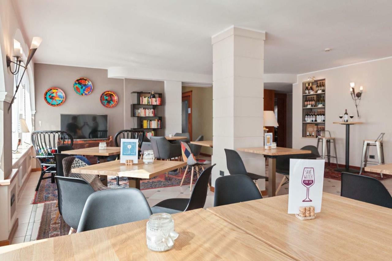 Hotel Leon D'Oro Роверето Екстериор снимка