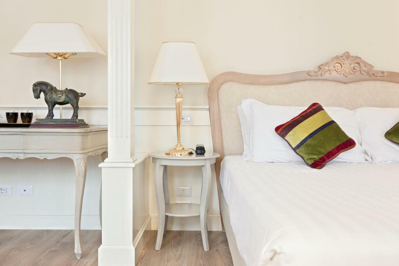 Hotel Leon D'Oro Роверето Екстериор снимка